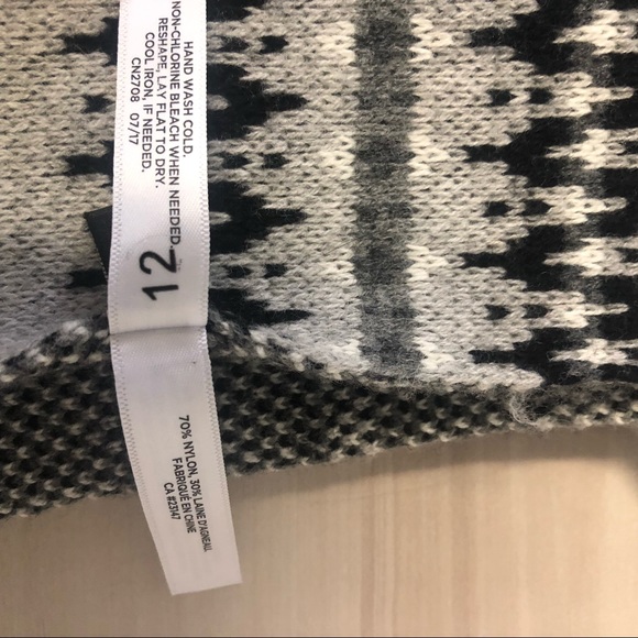 Talbots scarf - Picture 3 of 4